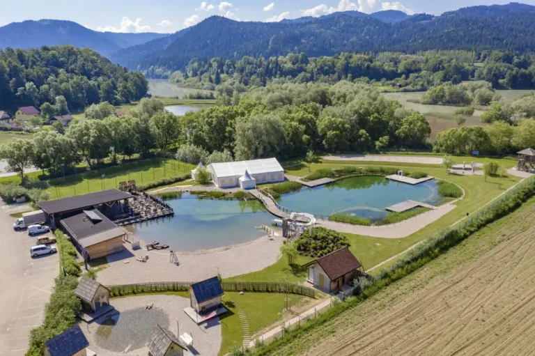 pond construction contractors